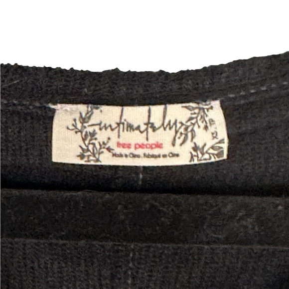 NWT FreePeople Black Long Sleeve One Piece with Snaps down Front Size XS - Picture 3 of 5